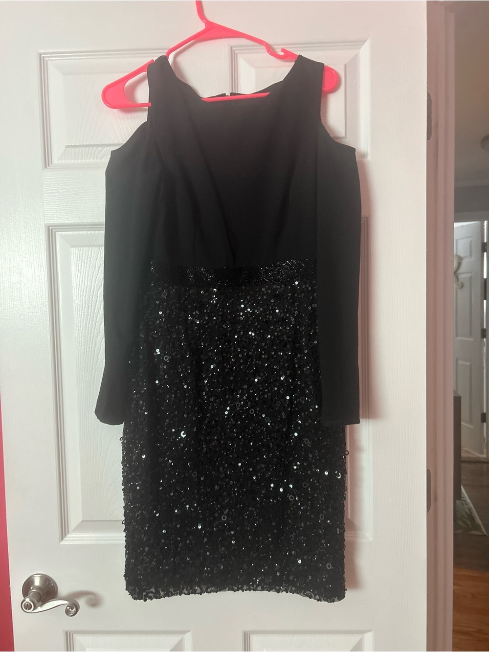 Adrianna Papell Black Long-Sleeve Sequin Cocktail Dress